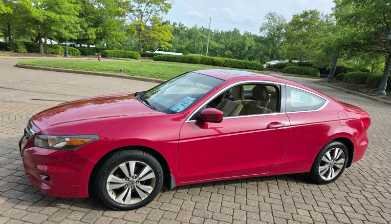 Used 2012 Honda Accord EX image 1