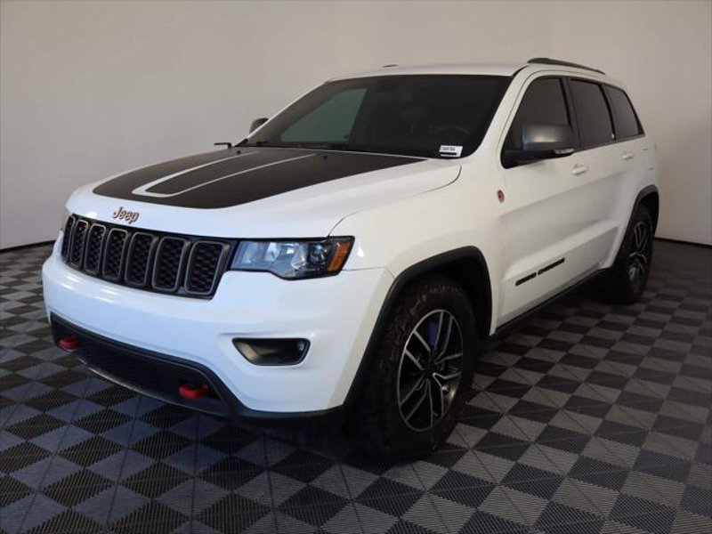Certified 2019 Jeep Grand Cherokee Trailhawk image 1