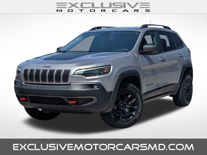 Used 2019 Jeep Cherokee Trailhawk w/ Cold Weather Group image 1