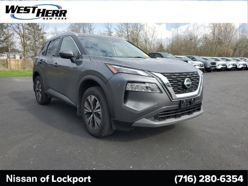 Certified 2022 Nissan Rogue SV w/ SV Premium Package image 1