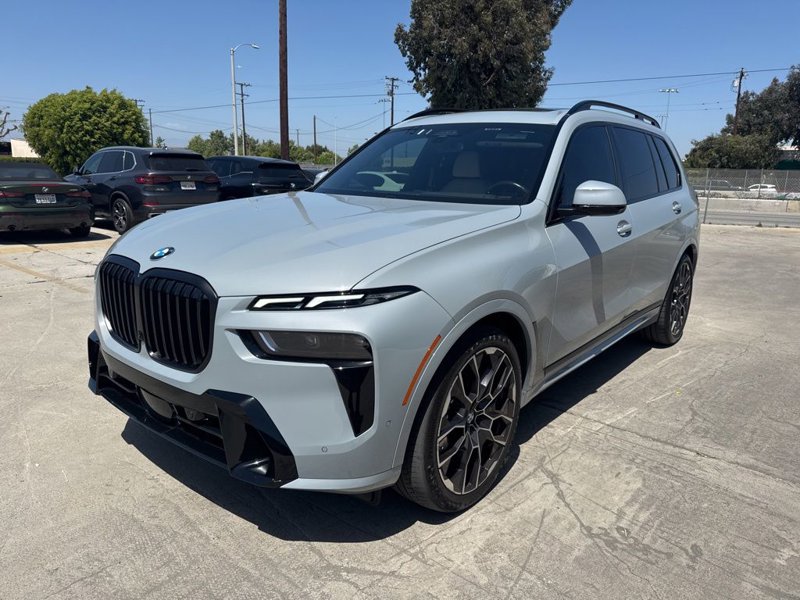Certified 2023 BMW X7 xDrive40i w/ Executive Package image 1