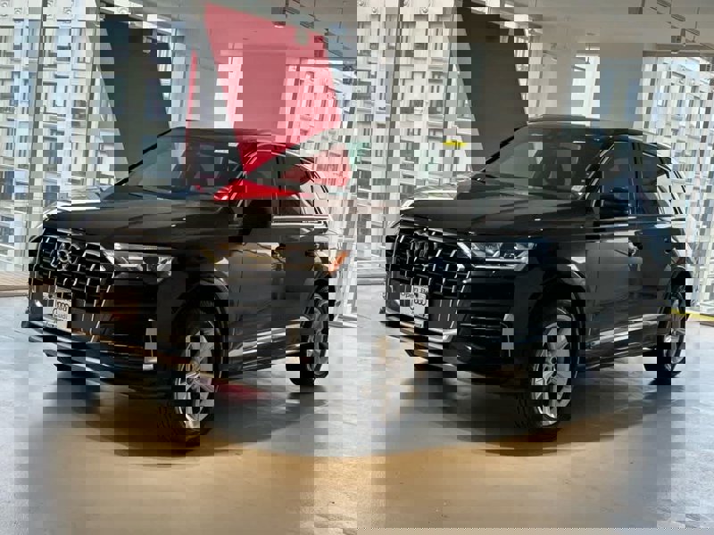 Certified 2023 Audi Q7 2.0T Premium image 1