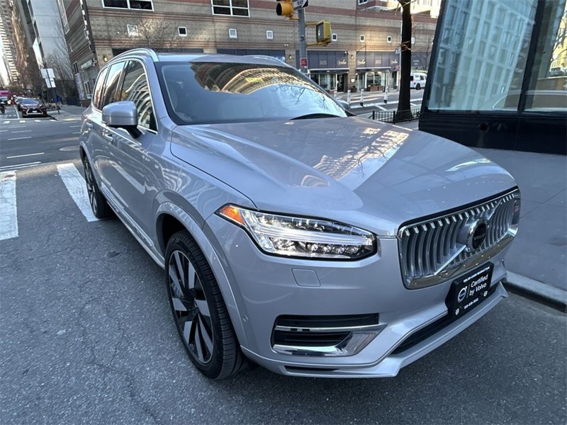 Certified 2024 Volvo XC90 T8 Ultimate image 1
