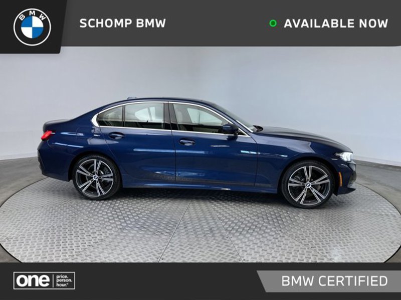Certified 2024 BMW 330i xDrive Sedan w/ Convenience Package image 1