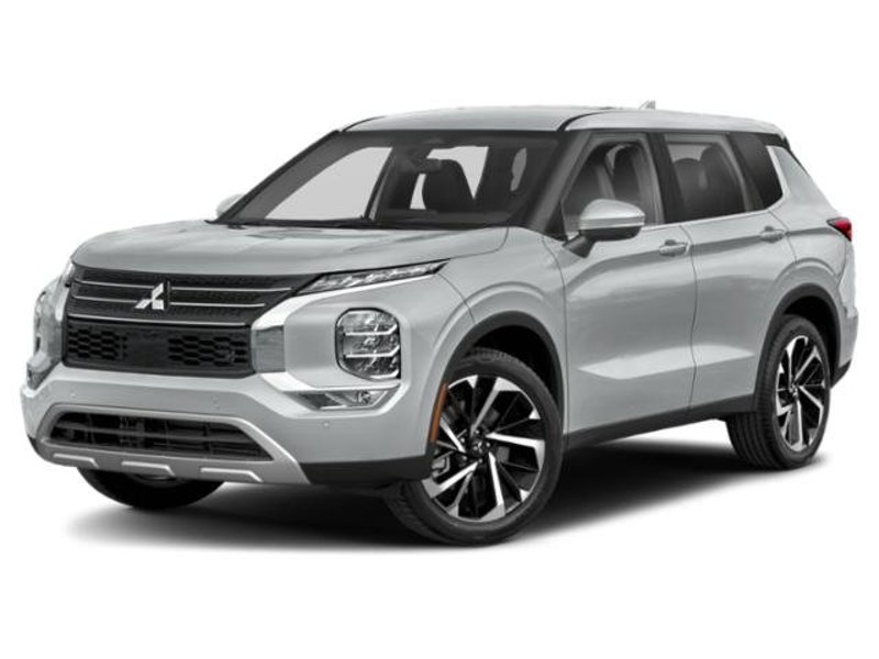 Used 2022 Mitsubishi Outlander SE image 1
