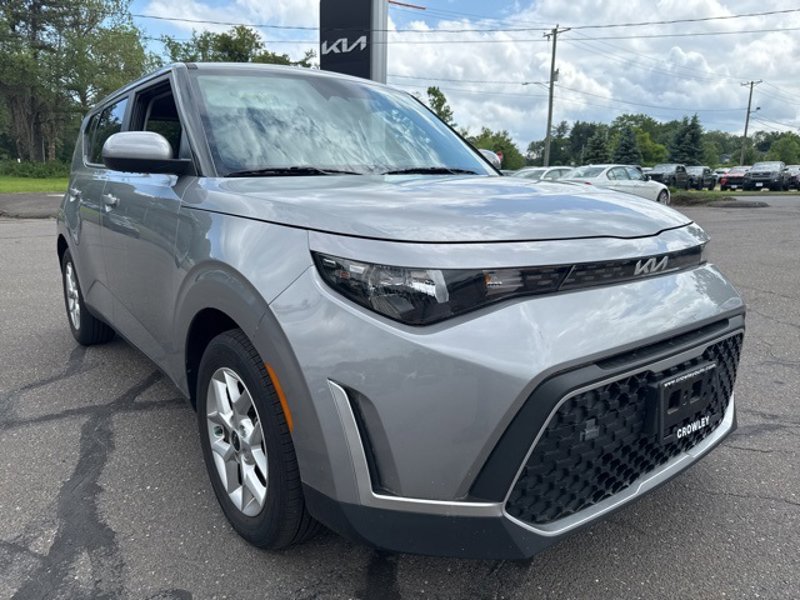 Certified 2023 Kia Soul LX w/ LX Technology Package image 1
