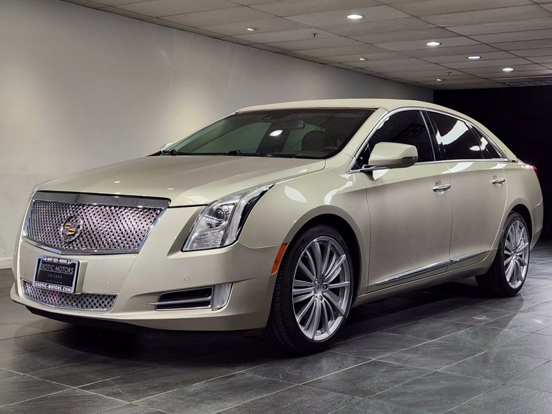 Used 2013 Cadillac XTS Premium image 1