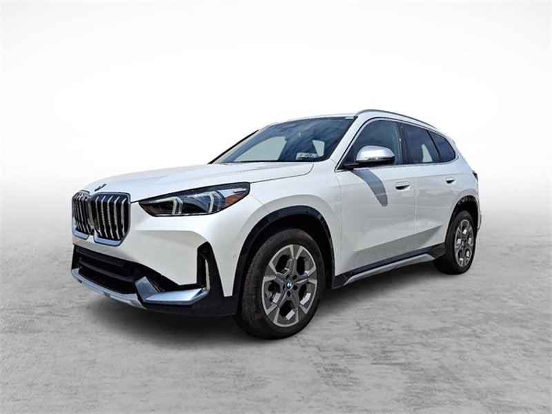 Certified 2024 BMW X1 xDrive28i w/ Technology Package image 1
