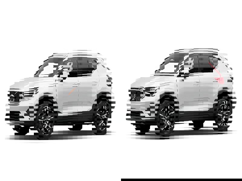 Certified 2025 Volvo XC40 B5 Core image 1