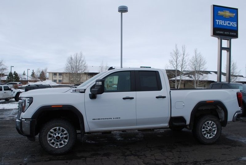 Certified 2024 GMC Sierra 2500 Pro w/ Convenience Package image 1