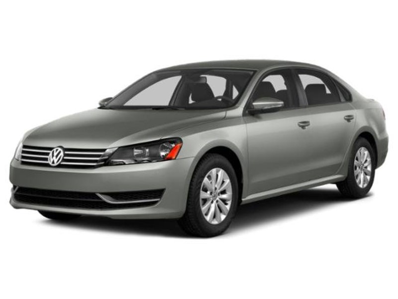 Used 2015 Volkswagen Passat 1.8T SE image 1