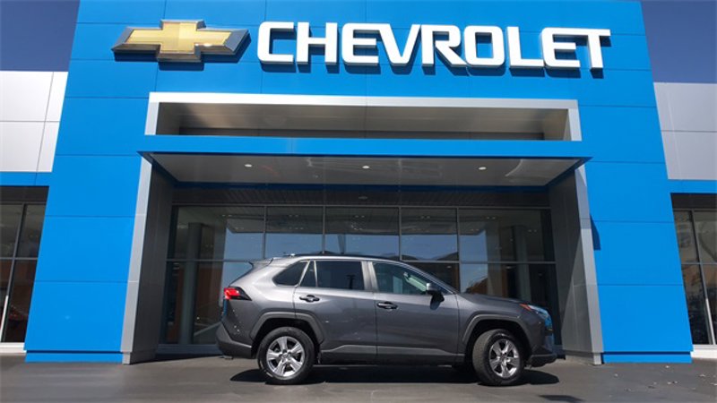 Used 2022 Toyota RAV4 XLE image 1