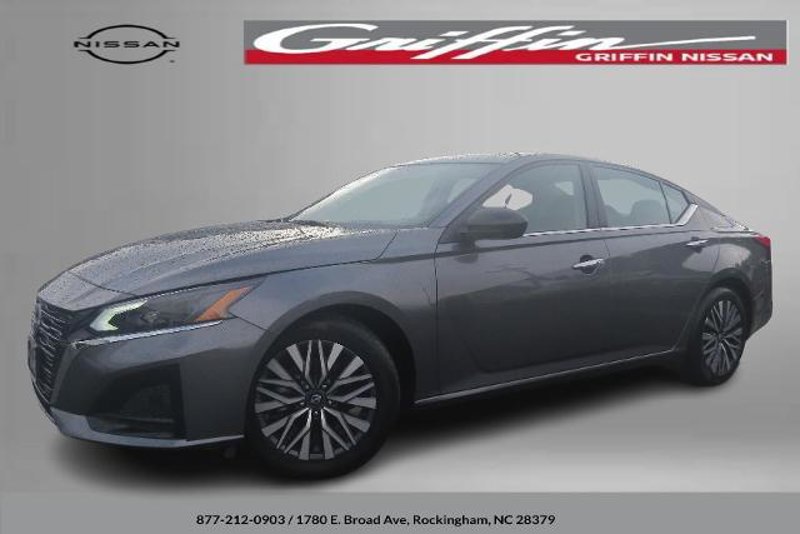 Certified 2024 Nissan Altima 2.5 SV image 1