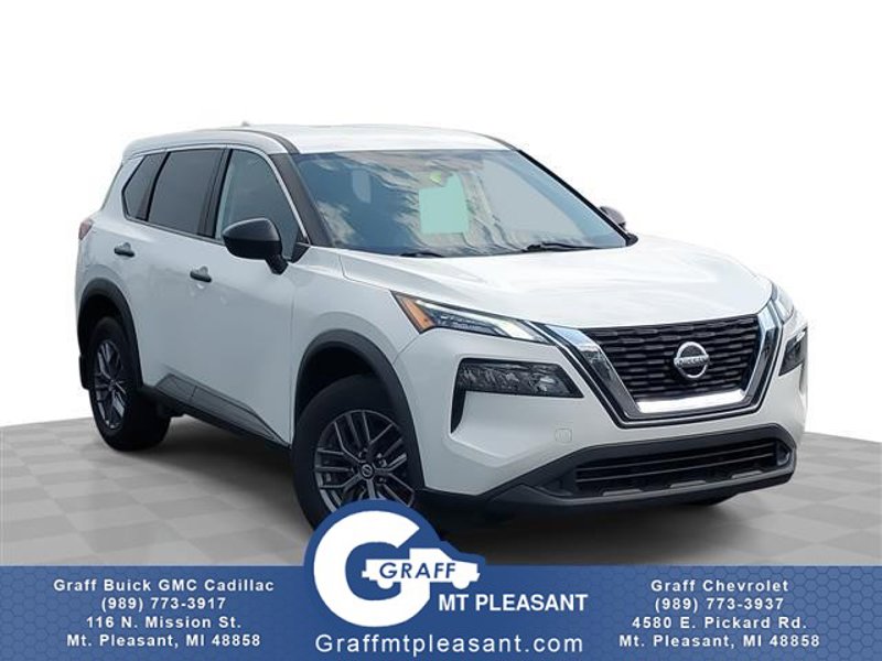 Used 2021 Nissan Rogue S image 1