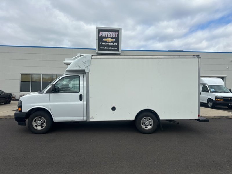 Certified 2019 Chevrolet Express 3500 image 1