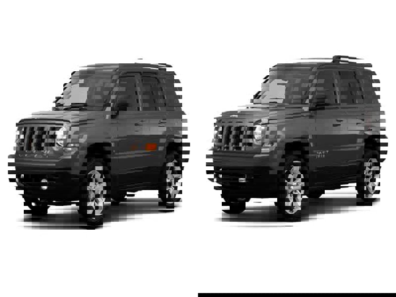 Used 2017 Jeep Patriot High Altitude image 1