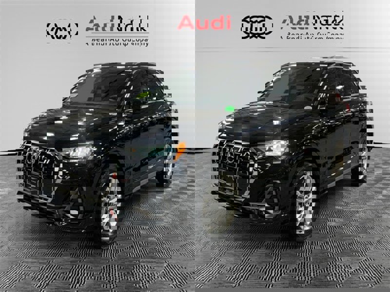 Certified 2022 Audi Q3 2.0T Premium w/ Convenience Package image 1