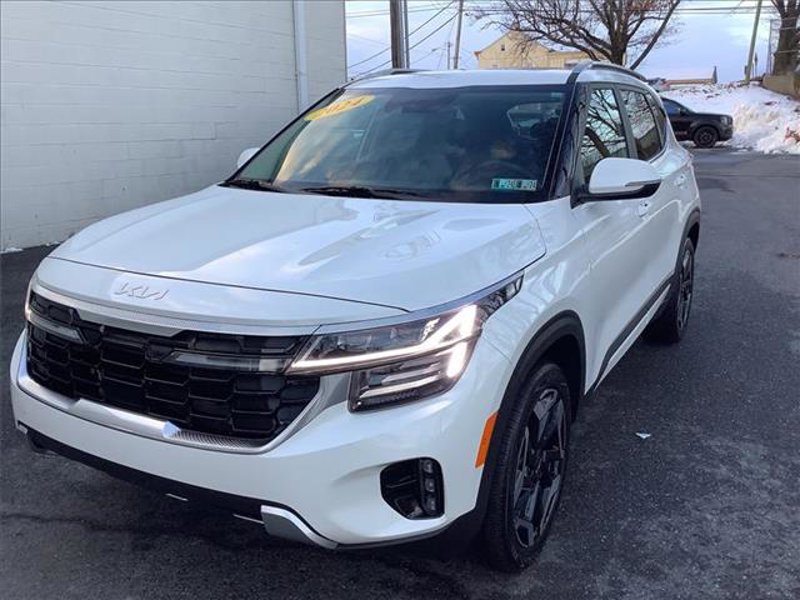 Certified 2024 Kia Seltos SX w/ SX Sunroof Package image 1