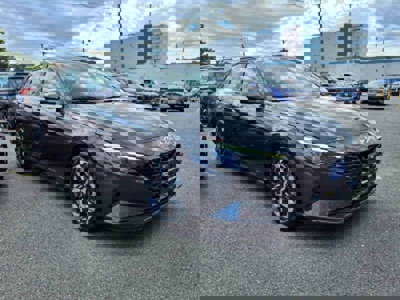 Certified 2023 Hyundai Elantra SEL w/ Convenience Package image 1