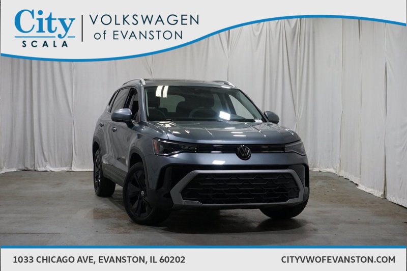 Certified 2025 Volkswagen Taos SE w/ Panoramic Sunroof Package image 1