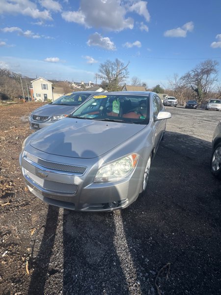 Used 2008 Chevrolet Malibu LTZ w/ Rear Power Package image 1