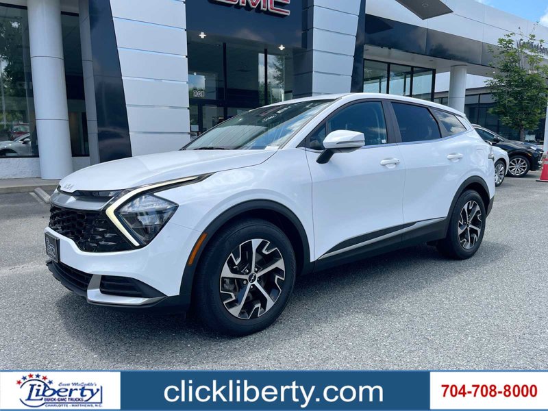 Used 2023 Kia Sportage EX image 1