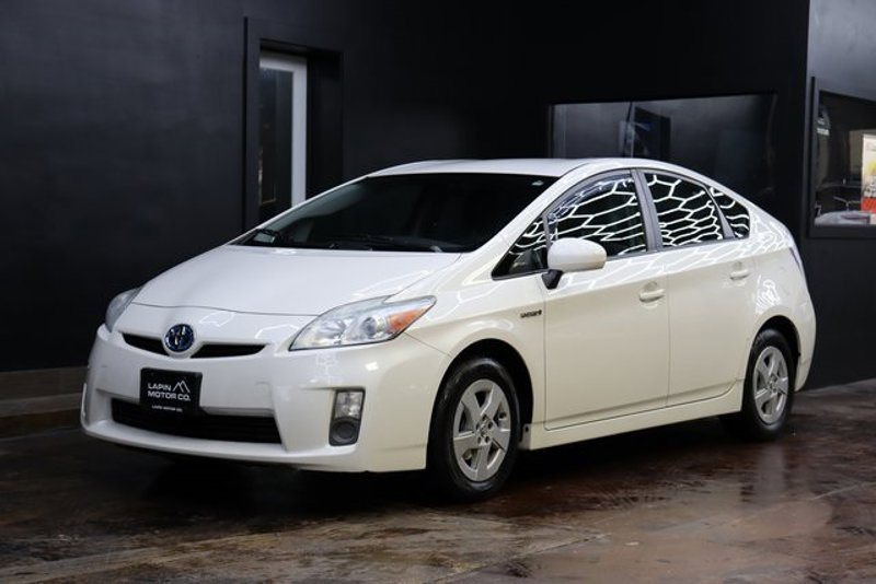 Used 2011 Toyota Prius Two image 1