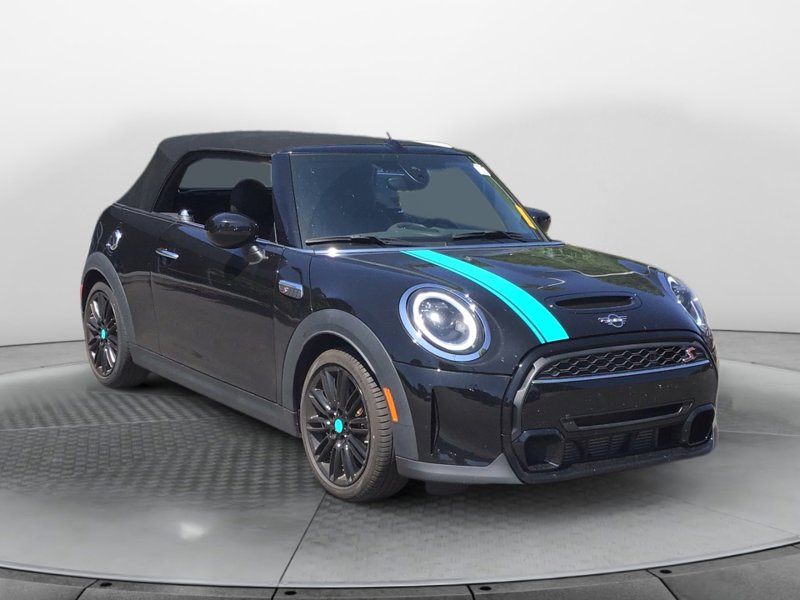 Certified 2022 MINI Cooper S image 1