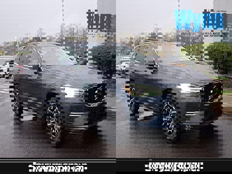 Certified 2022 Volvo XC60 B5 Momentum w/ Climate Package image 1