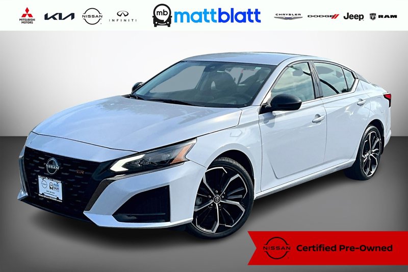 Certified 2023 Nissan Altima 2.5 SR image 1
