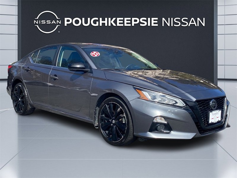 Certified 2022 Nissan Altima 2.5 SR w/ Midnight Edition Package image 1