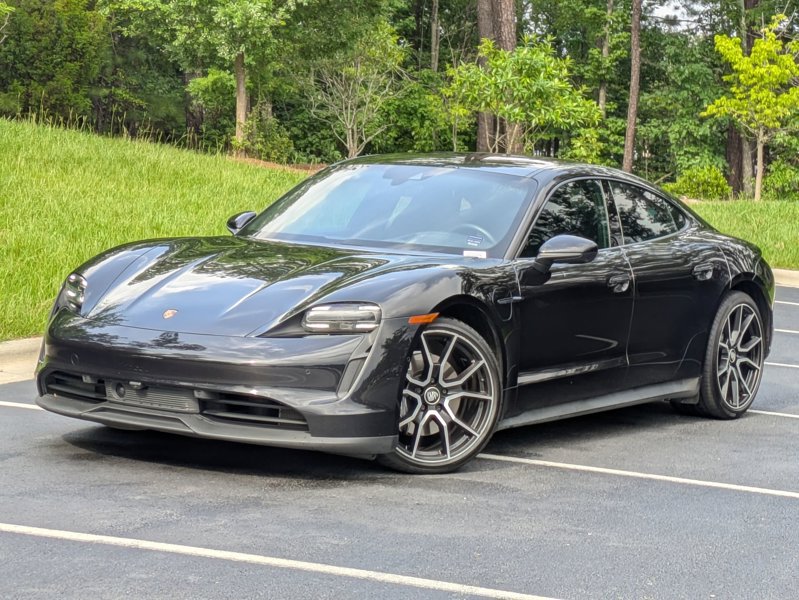 Certified 2022 Porsche Taycan image 1