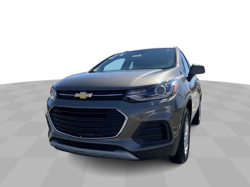 Certified 2022 Chevrolet Trax LT w/ Premium Seat Package image 1