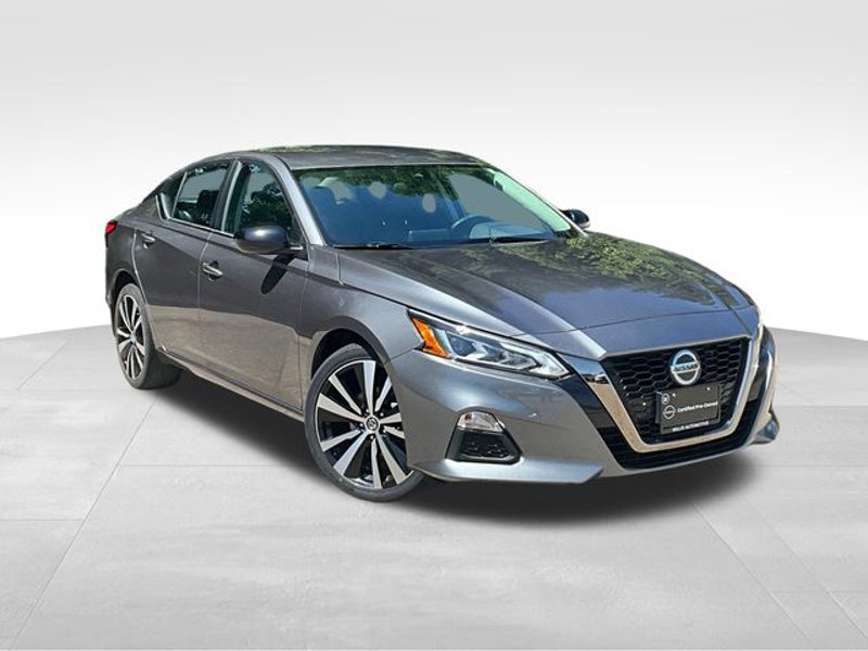 Certified 2022 Nissan Altima 2.5 SR image 1