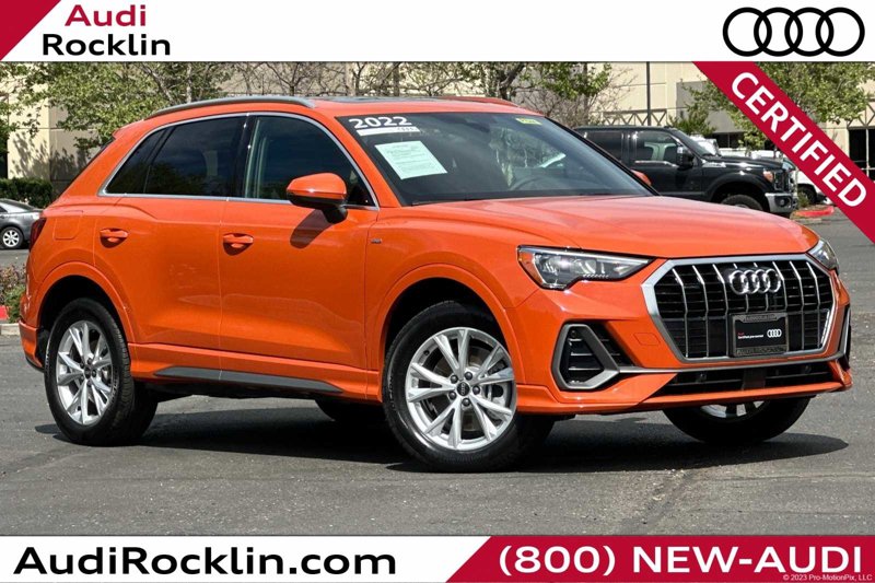 Certified 2022 Audi Q3 2.0T Premium image 1