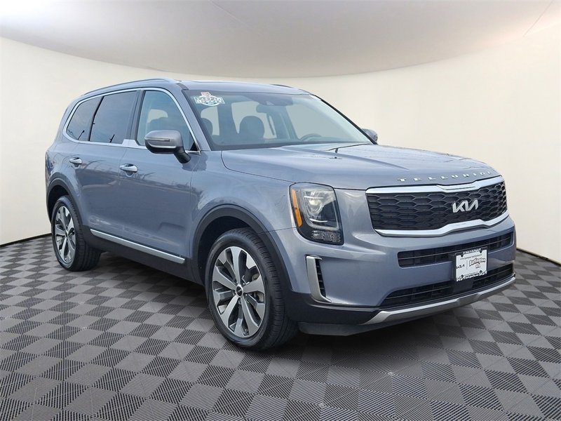 Certified 2022 Kia Telluride S image 1