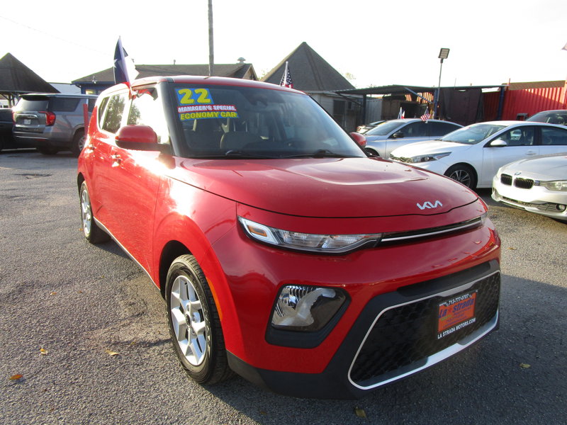 Used 2022 Kia Soul S image 1