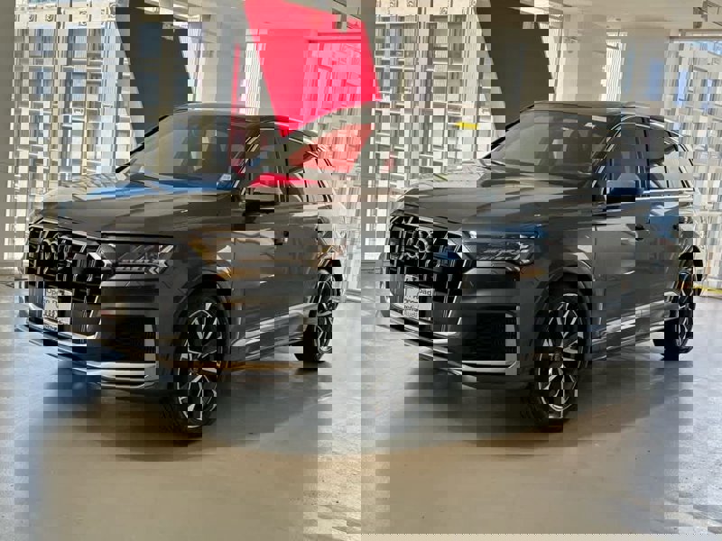 Certified 2022 Audi SQ7 Prestige w/ Prestige Package image 1