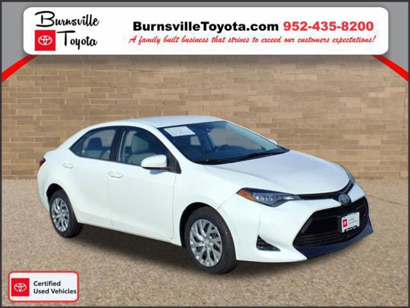 Used 2017 Toyota Corolla LE image 1