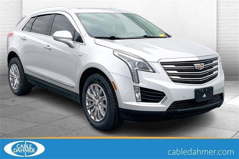 Used 2017 Cadillac XT5 Luxury image 1