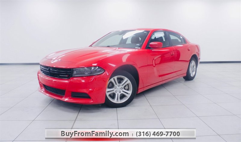 Used 2022 Dodge Charger SXT image 1
