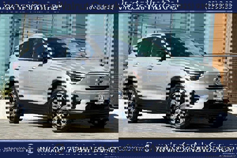 Certified 2023 Volvo C40 P8 Recharge Plus image 1