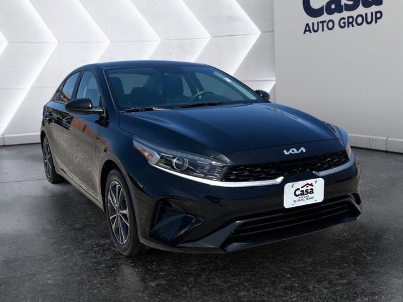 Used 2023 Kia Forte LXS image 1