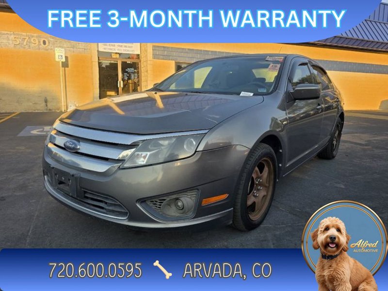 Used 2010 Ford Fusion SE image 1