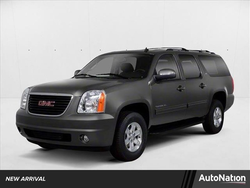 Used 2012 GMC Yukon XL Denali image 1