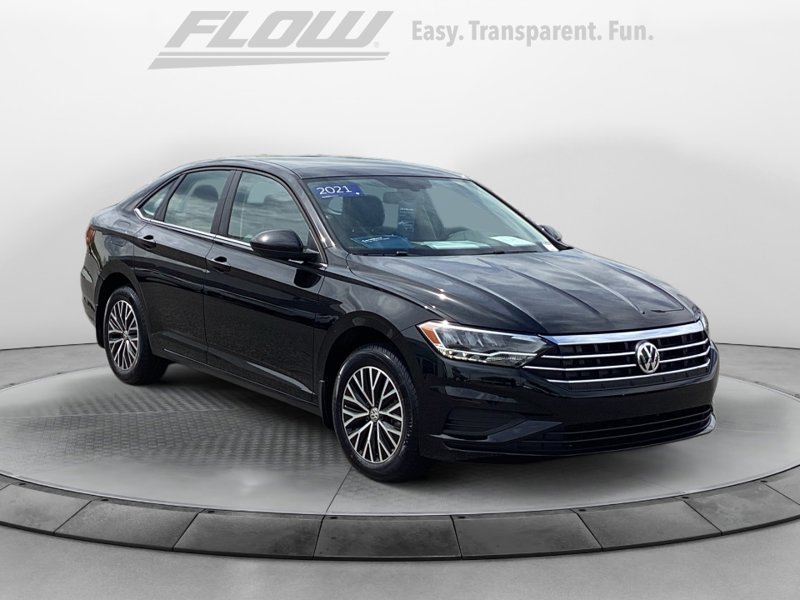 Certified 2021 Volkswagen Jetta SE image 1