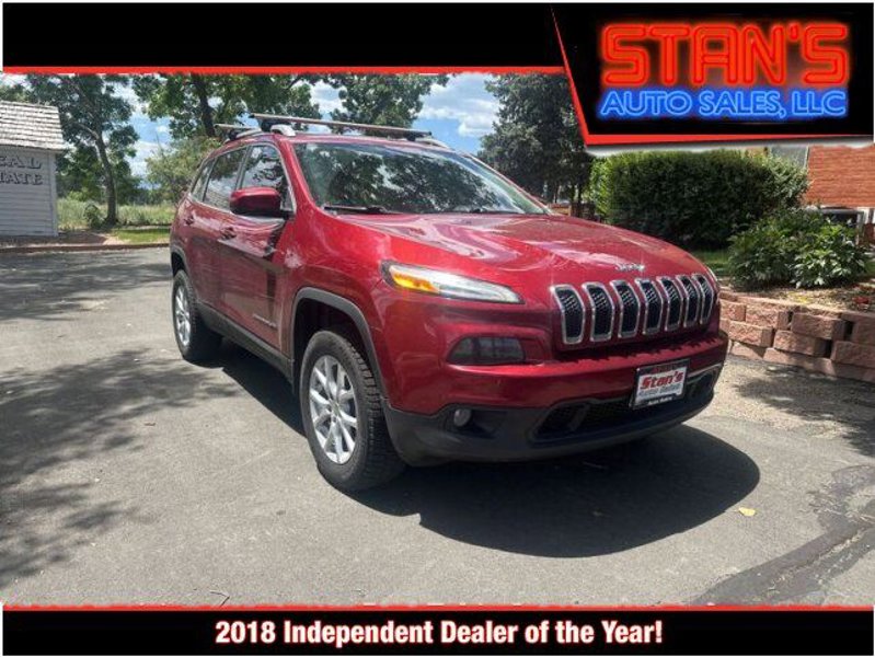 Used 2017 Jeep Cherokee Latitude w/ Comfort/Convenience Group image 1