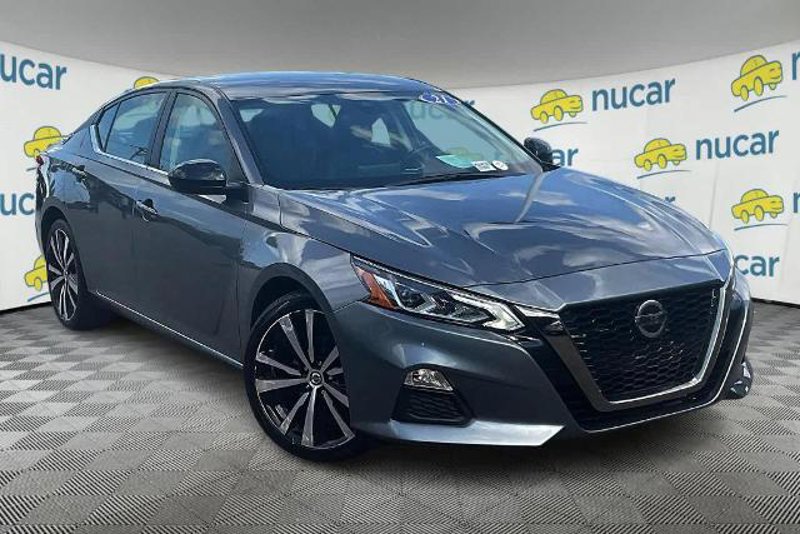 Certified 2021 Nissan Altima 2.5 SR image 1