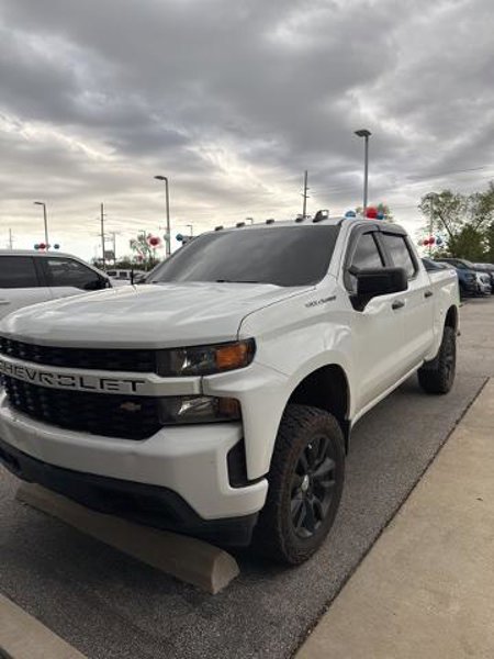 Used 2022 Chevrolet Silverado 1500 Custom image 1
