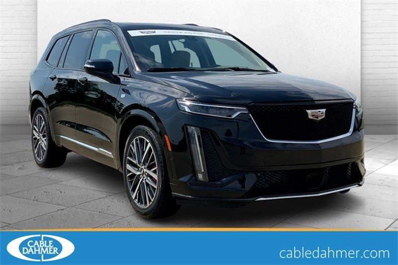 Certified 2023 Cadillac XT6 Sport w/ Platinum Package image 1